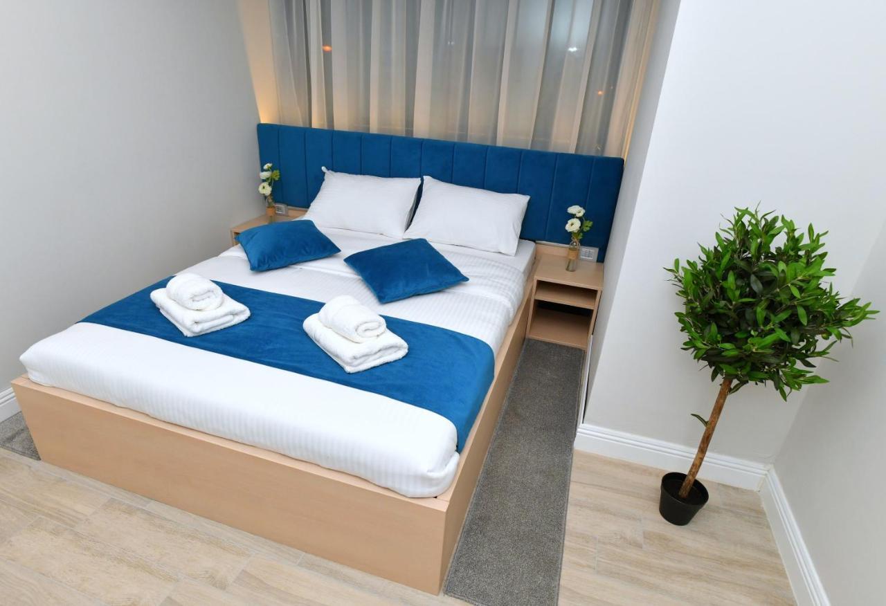 President Aparthotel Čačak Buitenkant foto