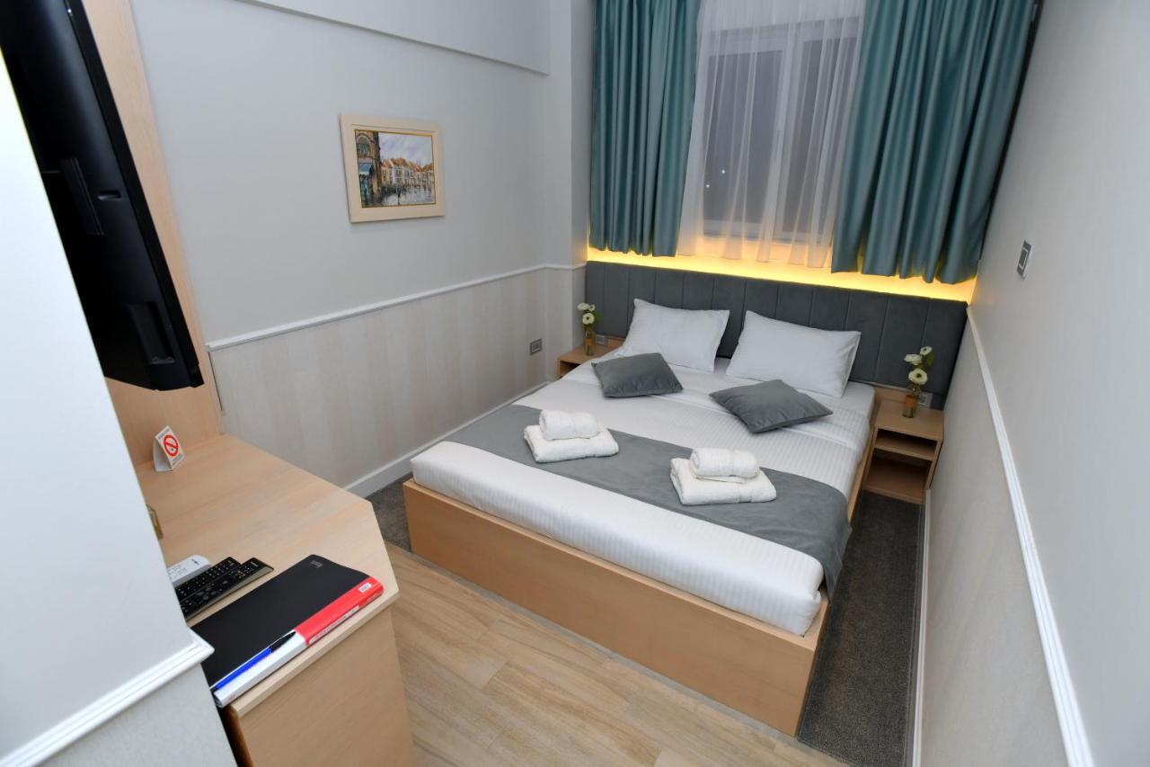 President Aparthotel Čačak Buitenkant foto